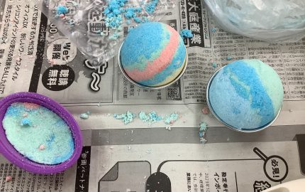 令和5年度　冬の講座　サステナひろば「体も心もポカポカに　手作り『炭酸入浴剤』」(12/26)